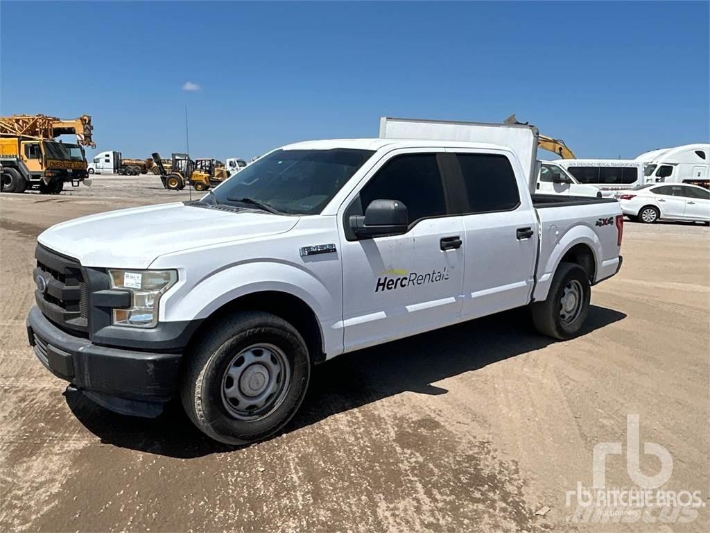 Ford F-150 شاحنات خفيفة/مفصلية الجوانب