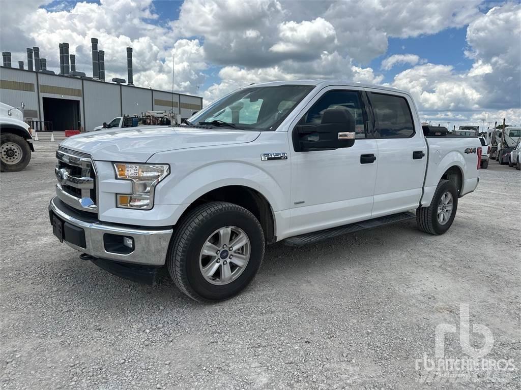 Ford F-150 شاحنات خفيفة/مفصلية الجوانب