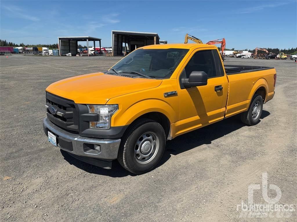 Ford F-150 شاحنات خفيفة/مفصلية الجوانب