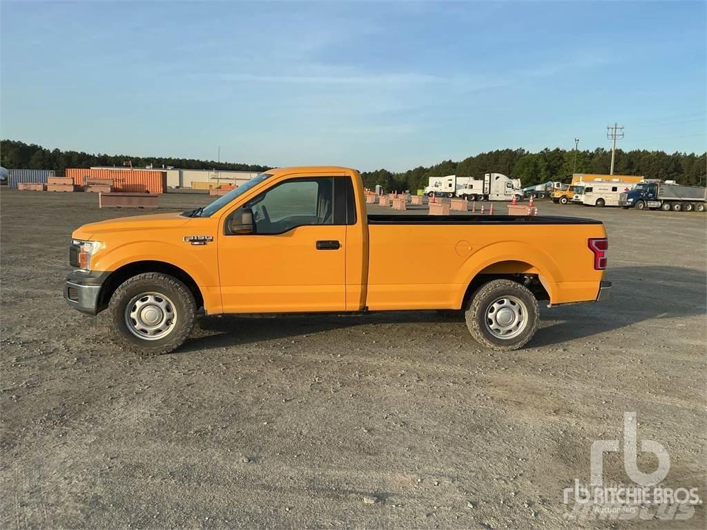 Ford F-150 شاحنات خفيفة/مفصلية الجوانب
