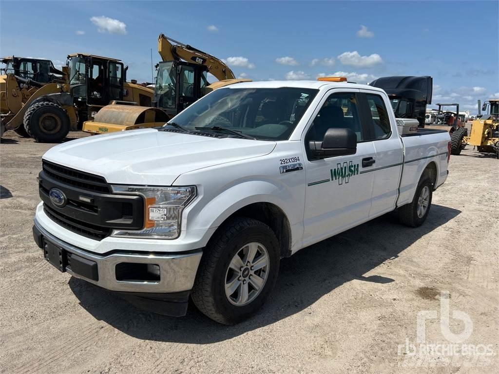 Ford F-150 شاحنات خفيفة/مفصلية الجوانب