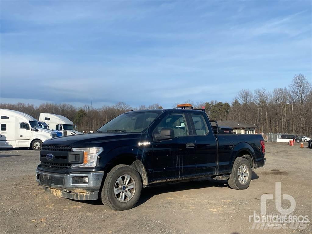 Ford F-150 شاحنات خفيفة/مفصلية الجوانب