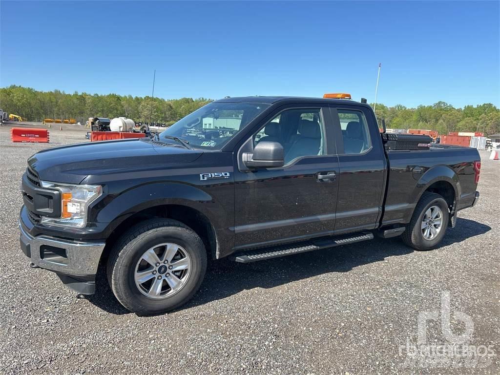 Ford F-150 شاحنات خفيفة/مفصلية الجوانب