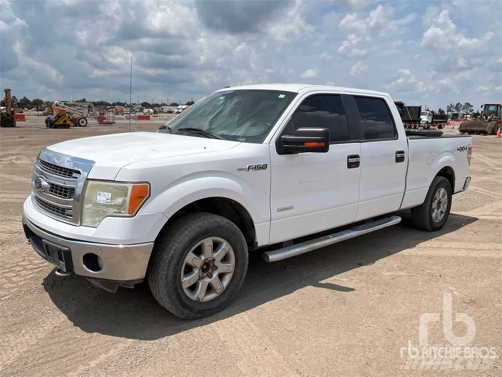Ford F-150 شاحنات خفيفة/مفصلية الجوانب