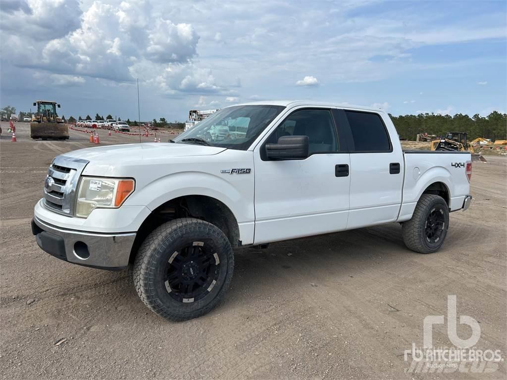 Ford F-150 شاحنات خفيفة/مفصلية الجوانب