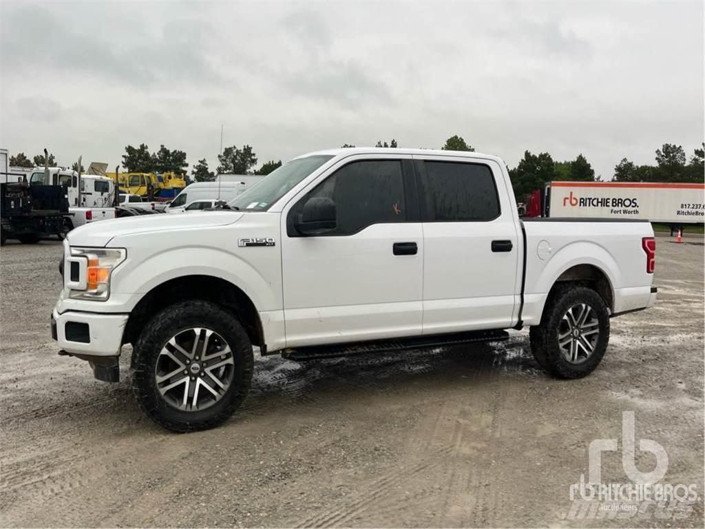 Ford F-150 شاحنات خفيفة/مفصلية الجوانب