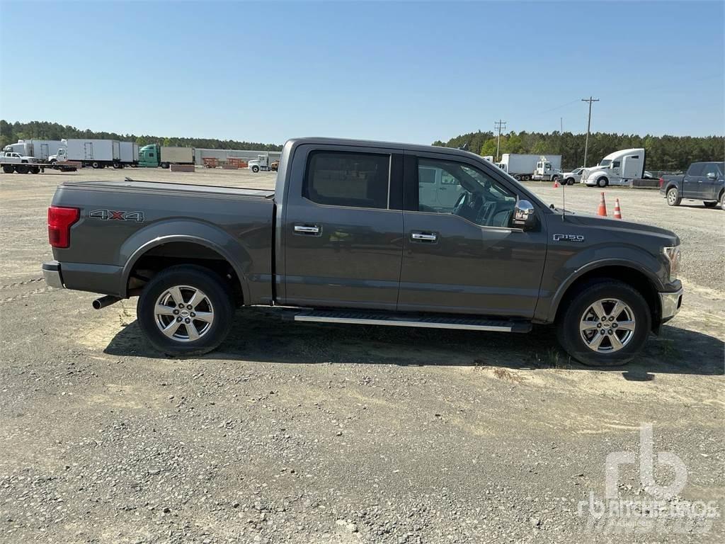 Ford F-150 شاحنات خفيفة/مفصلية الجوانب