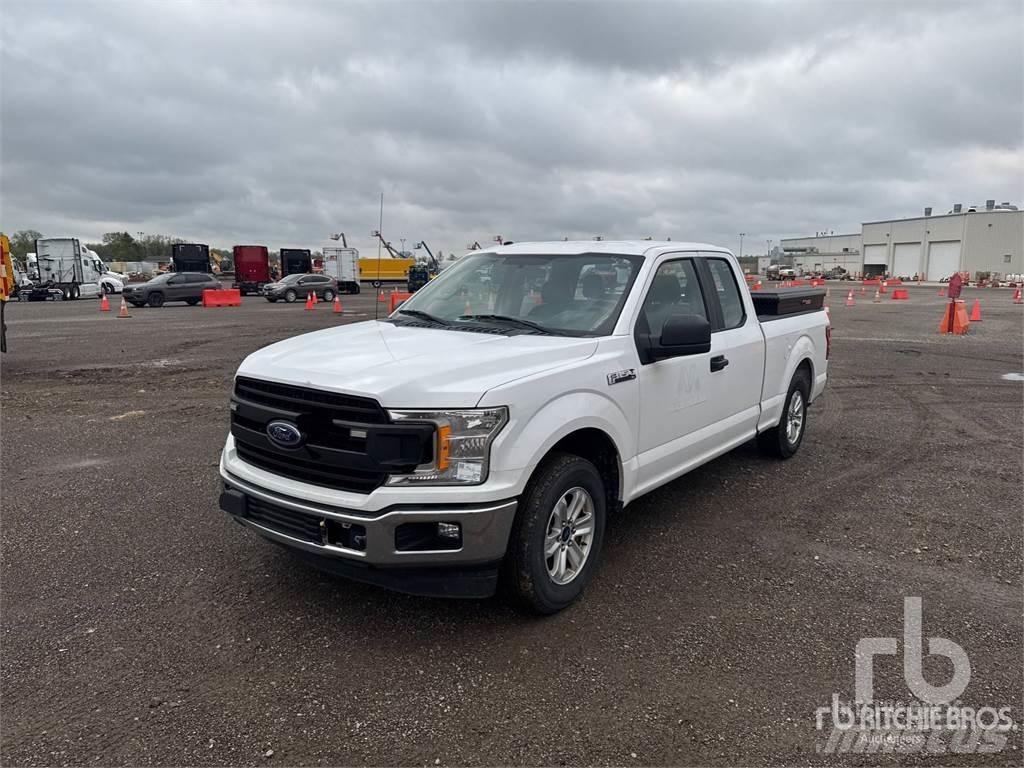 Ford F-150 شاحنات خفيفة/مفصلية الجوانب