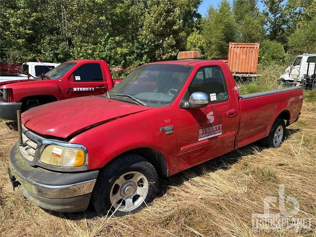 Ford F-150 شاحنات خفيفة/مفصلية الجوانب