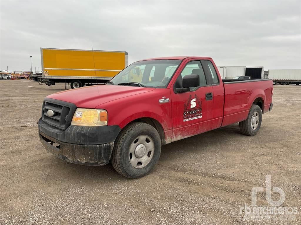 Ford F-150 XL شاحنات خفيفة/مفصلية الجوانب