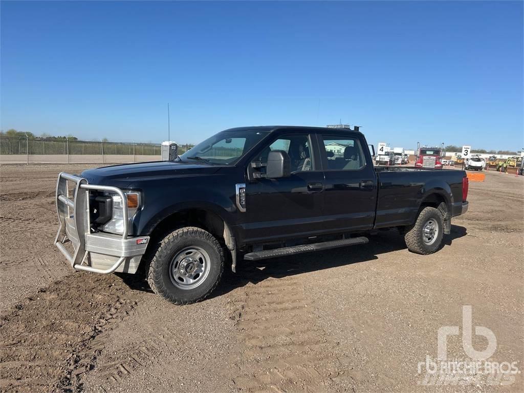Ford F-250 شاحنات خفيفة/مفصلية الجوانب