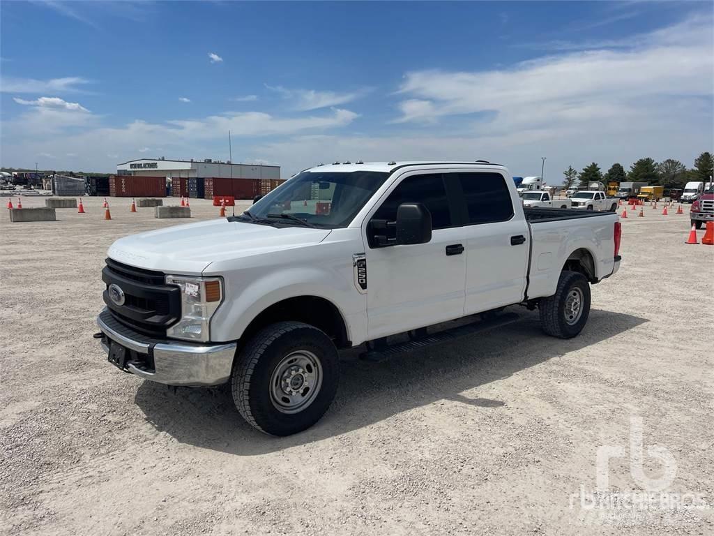 Ford F-250 شاحنات خفيفة/مفصلية الجوانب