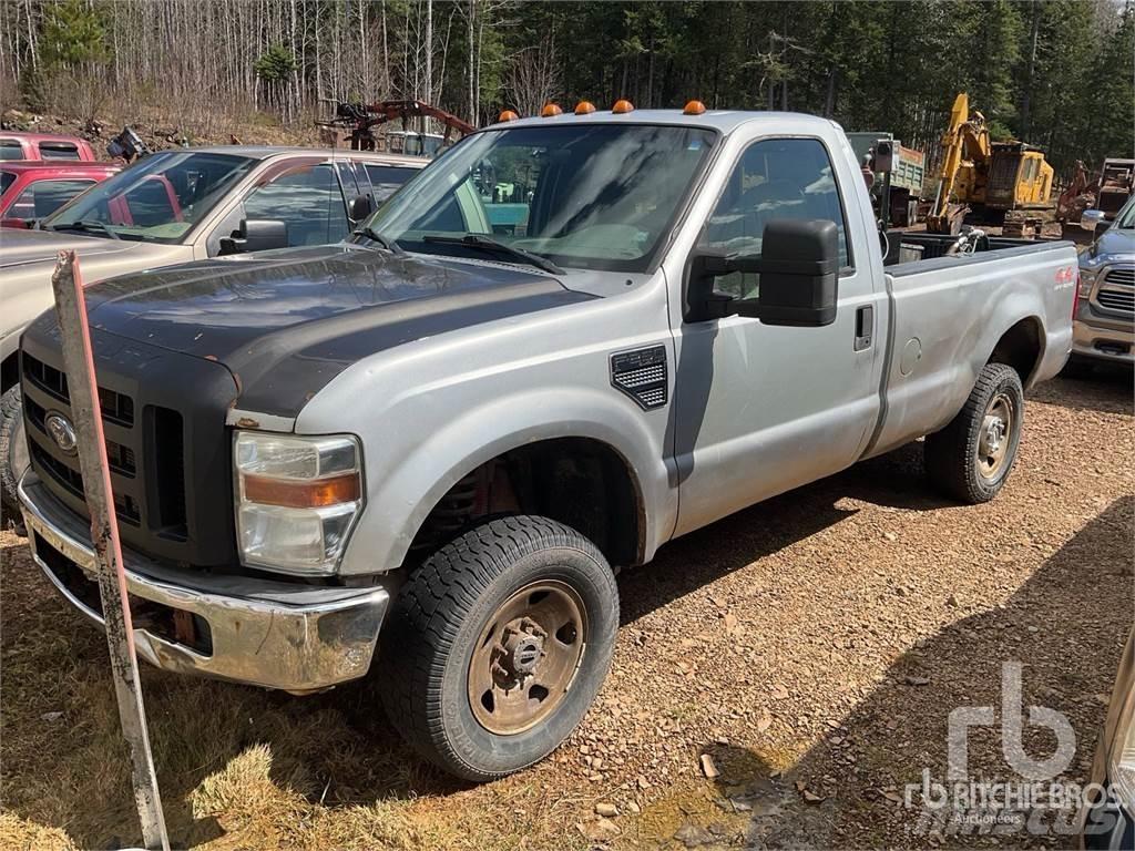 Ford F-250 شاحنات خفيفة/مفصلية الجوانب