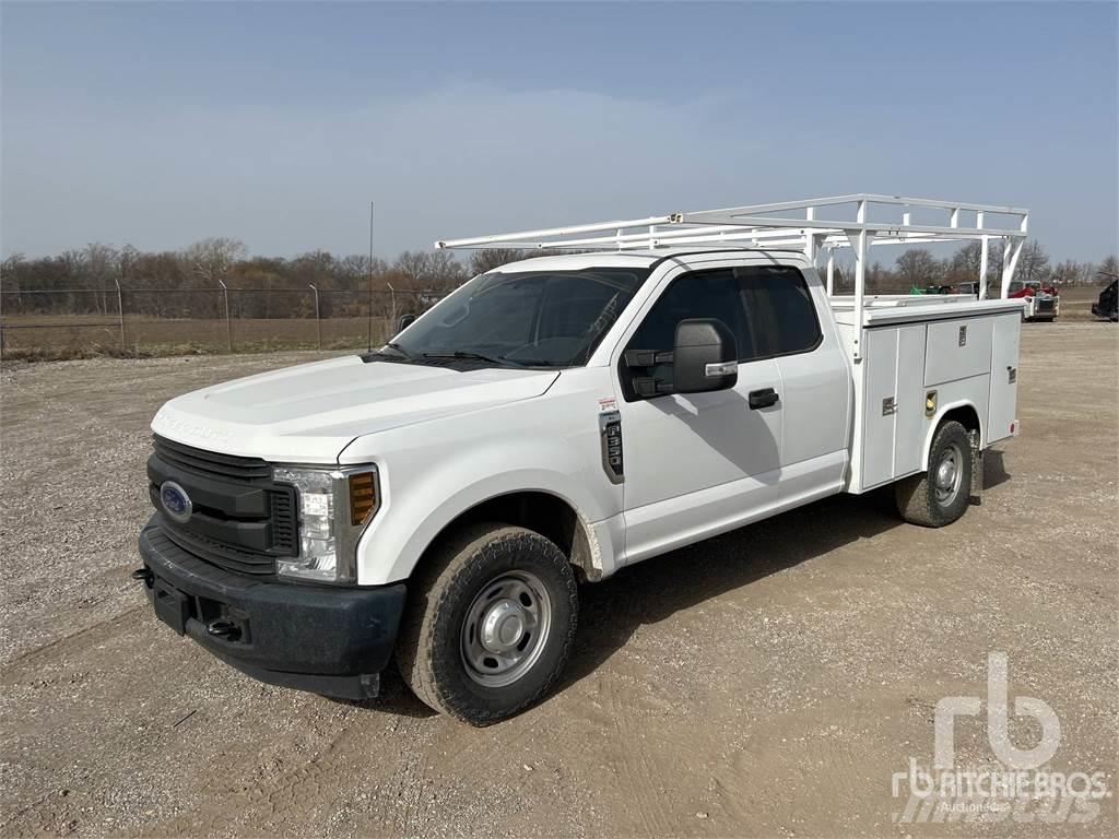 Ford F-350 مركبات الأغراض العامة