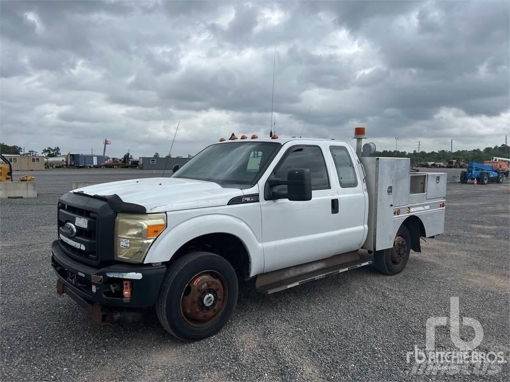Ford F-350 مركبات الأغراض العامة