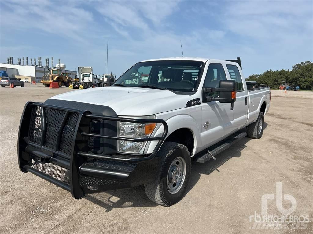 Ford F-350 شاحنات خفيفة/مفصلية الجوانب