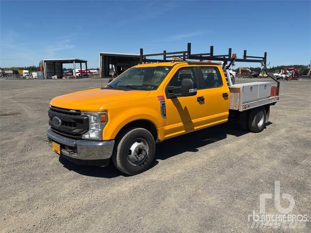 Ford F-350 شاحنات مسطحة/مفصلية الجوانب