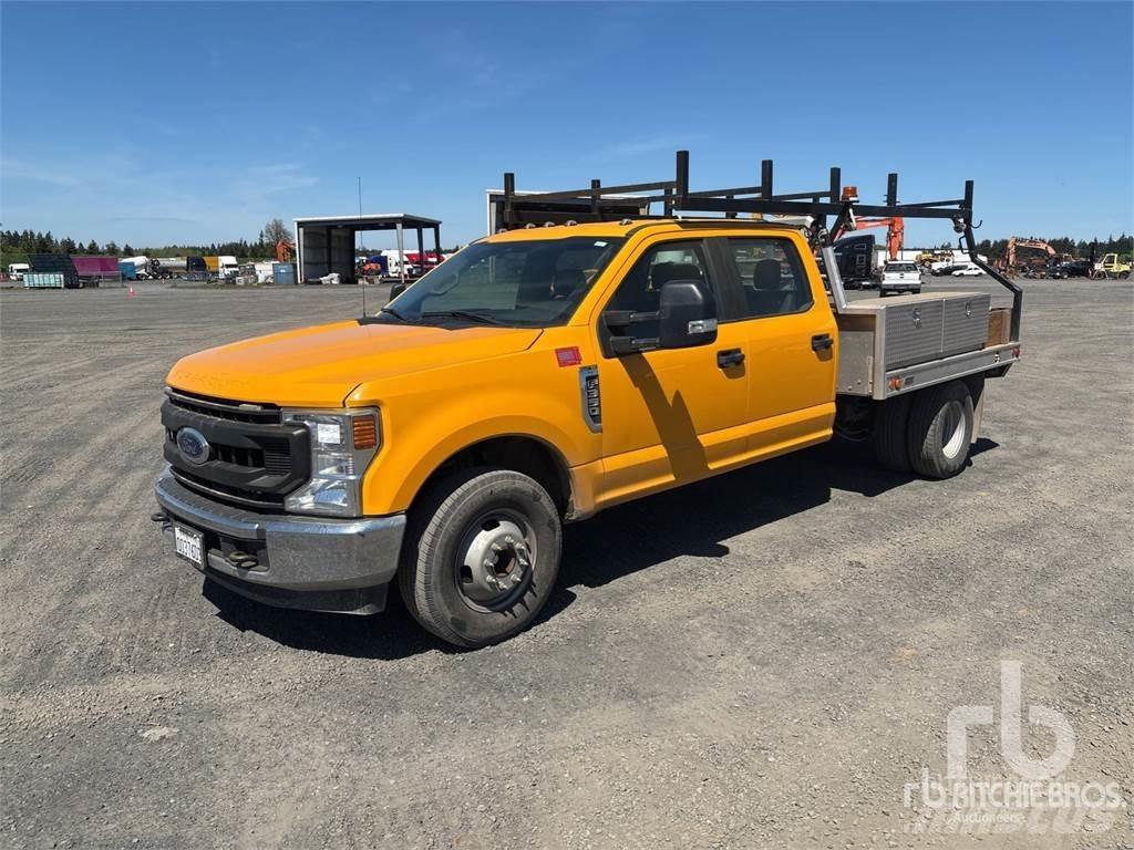 Ford F-350 شاحنات مسطحة/مفصلية الجوانب