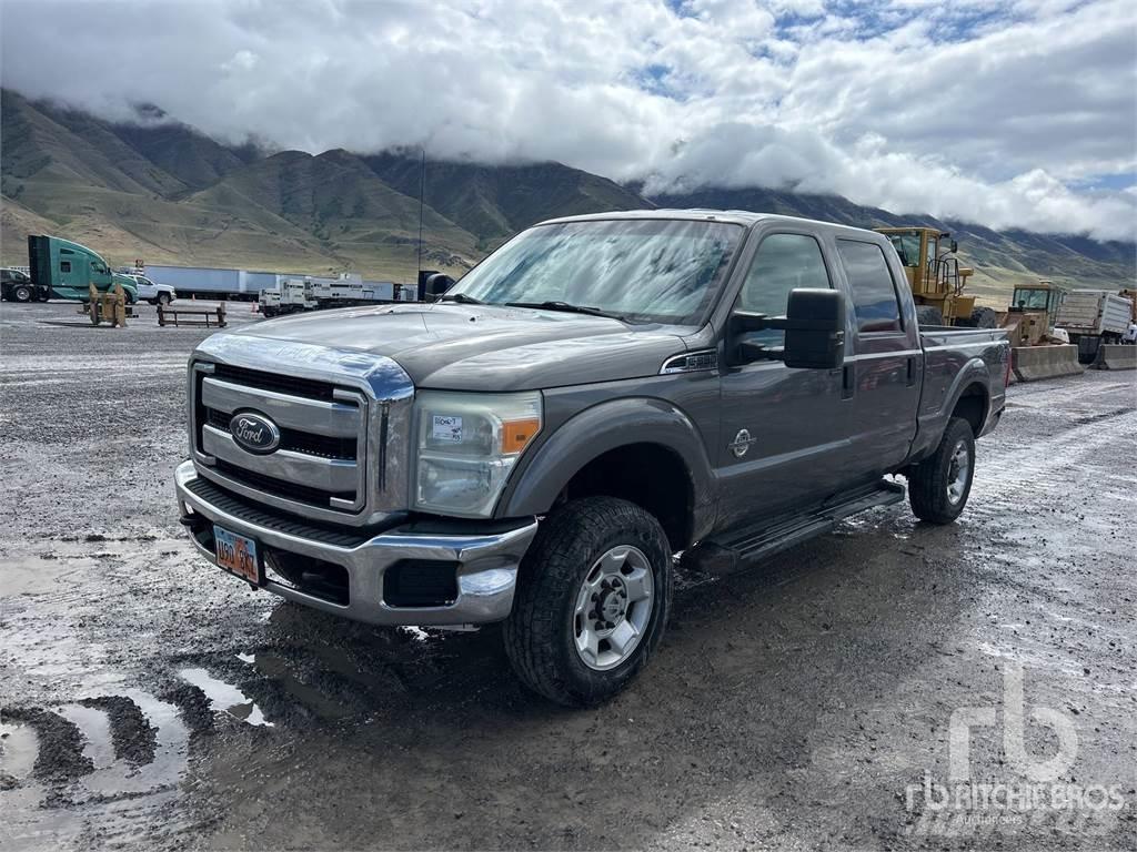 Ford F-350 شاحنات خفيفة/مفصلية الجوانب