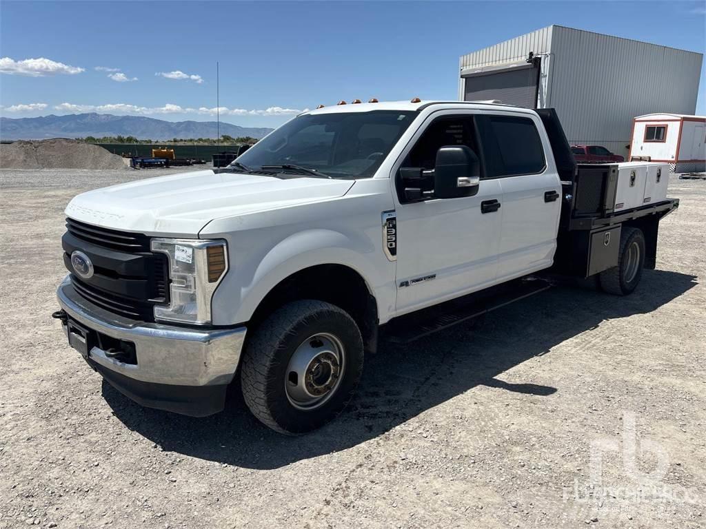 Ford F-350 شاحنات خفيفة/مفصلية الجوانب