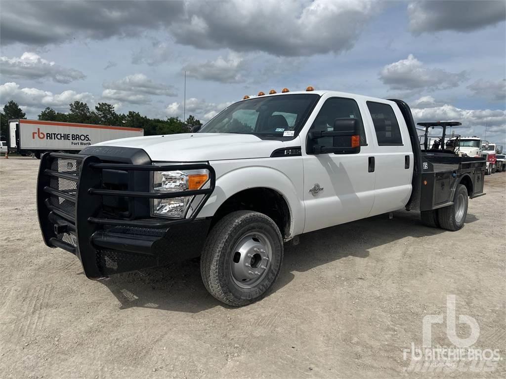Ford F-350 شاحنات مسطحة/مفصلية الجوانب