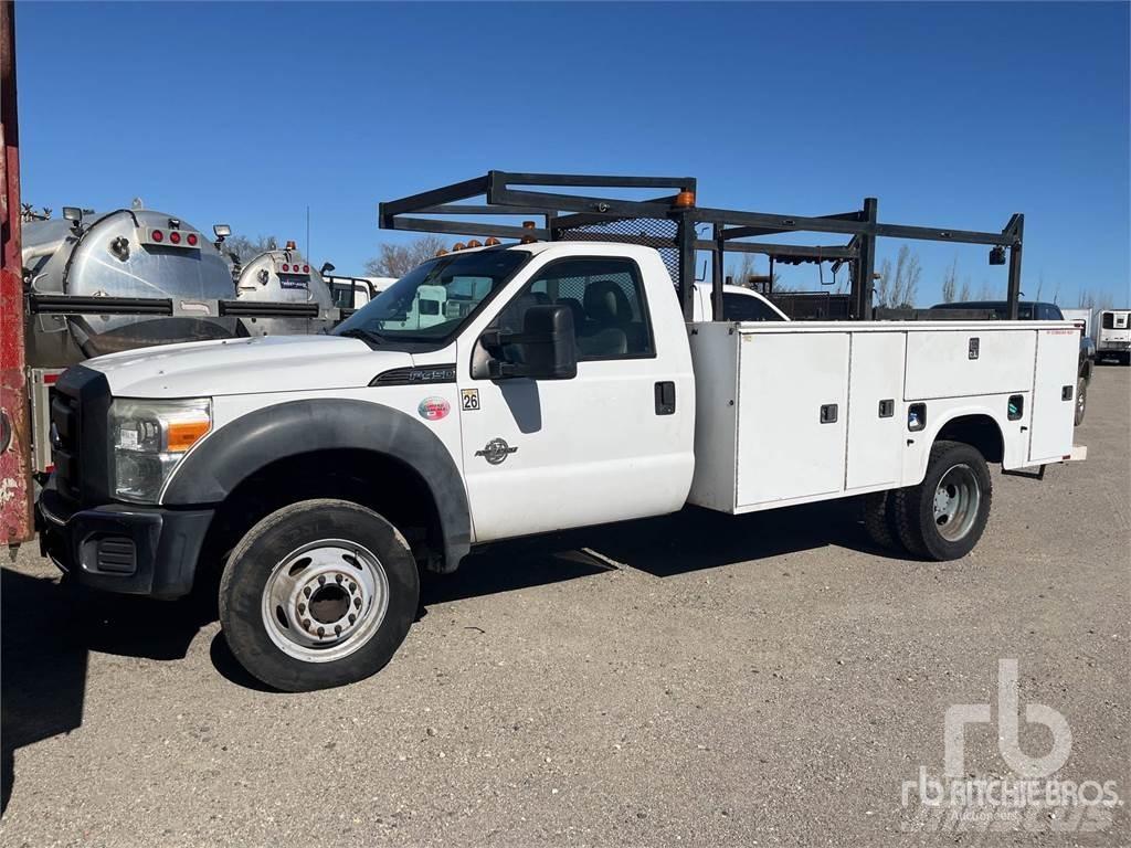 Ford F-450 مركبات الأغراض العامة