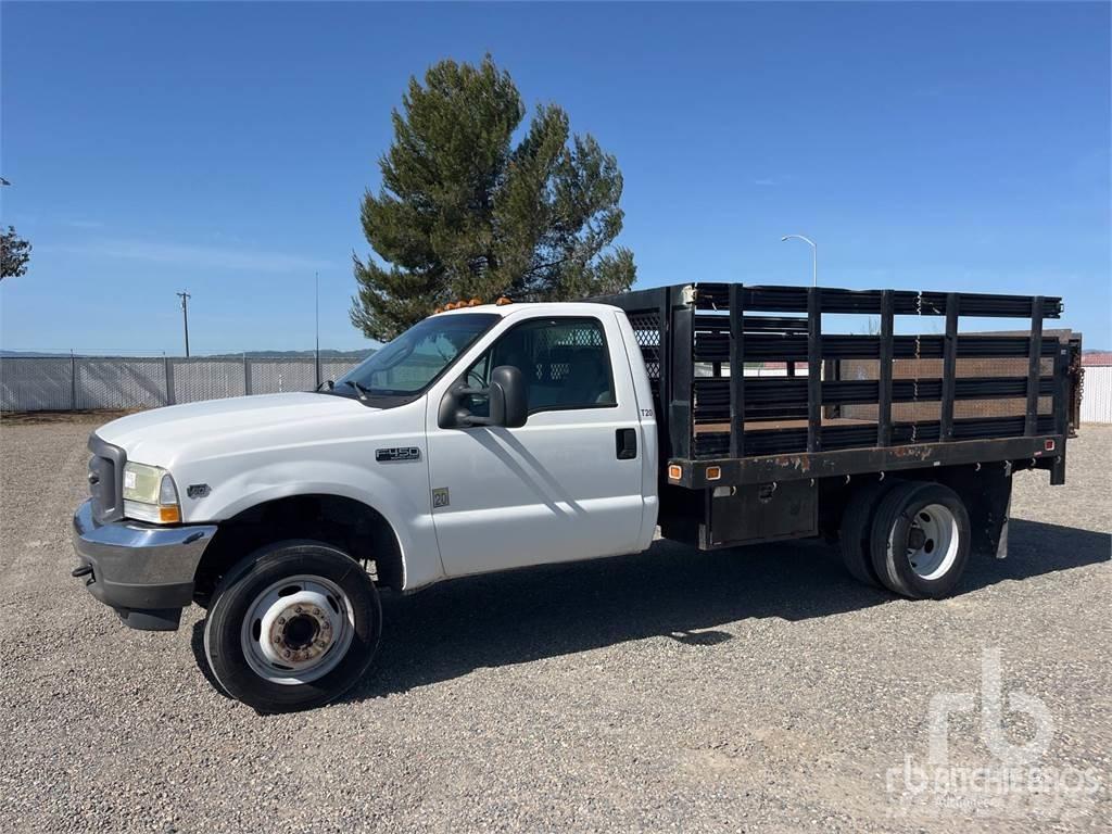 Ford F-450 شاحنات مسطحة/مفصلية الجوانب