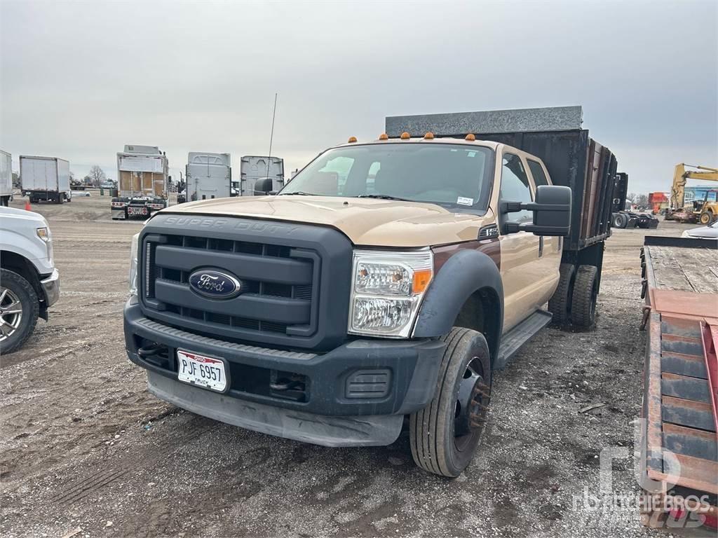 Ford F-450 شاحنات مسطحة/مفصلية الجوانب