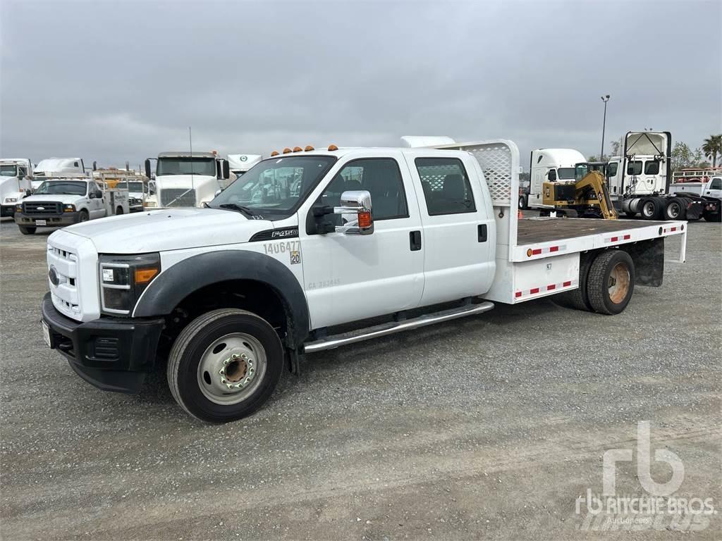 Ford F-450 شاحنات مسطحة/مفصلية الجوانب