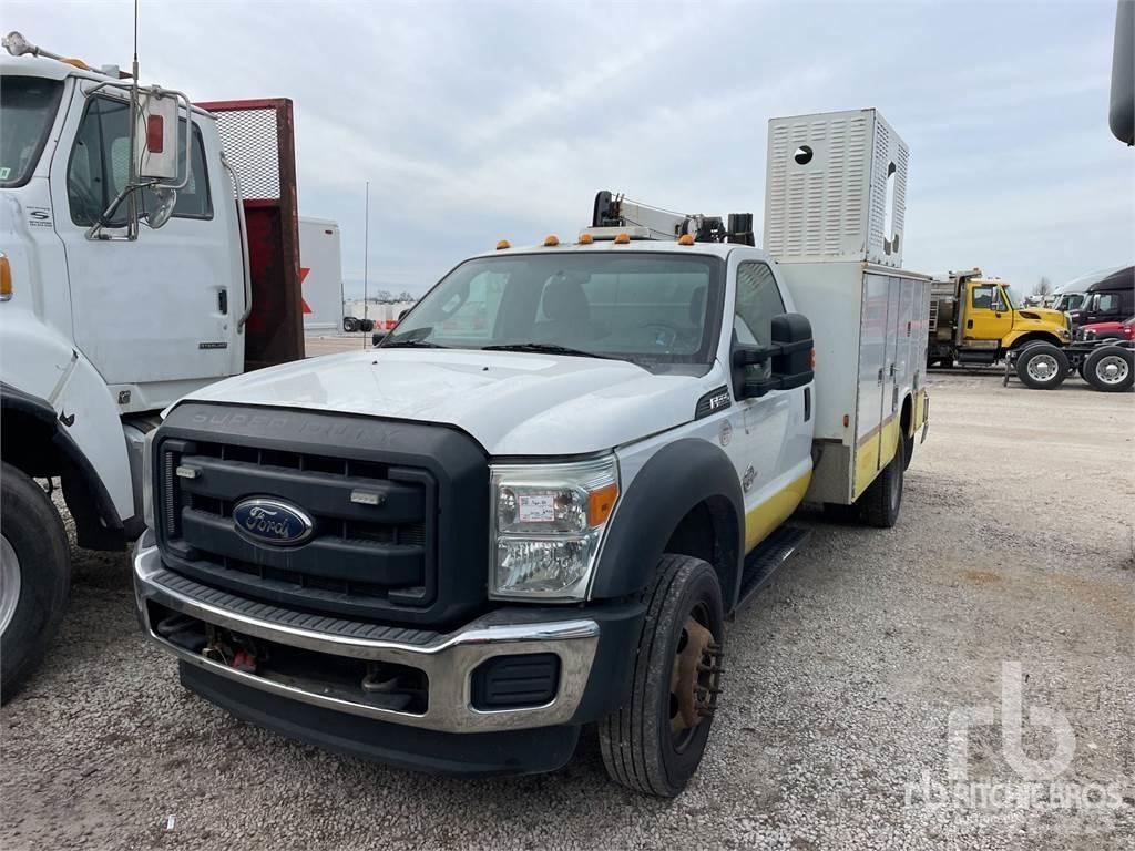 Ford F-550 مركبات الأغراض العامة