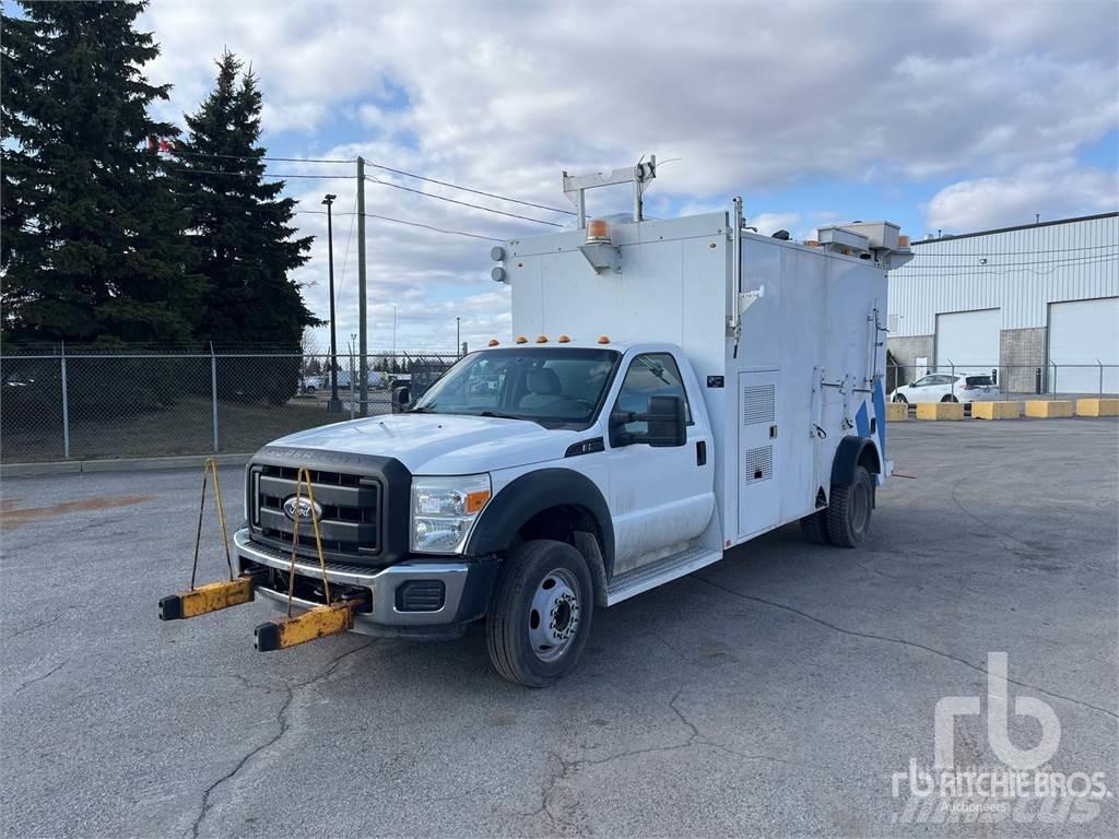 Ford F-550 مركبات الأغراض العامة