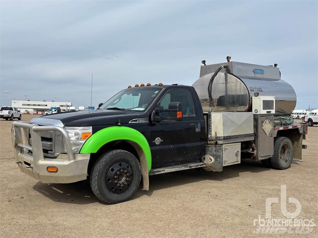 Ford F-550 شاحنات أخرى
