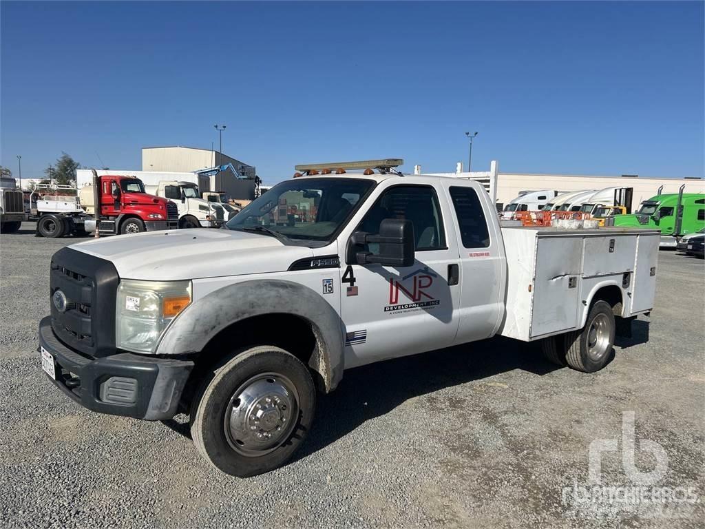 Ford F-550 مركبات الأغراض العامة