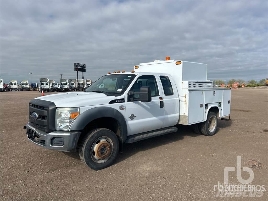 Ford F-550 مركبات الأغراض العامة