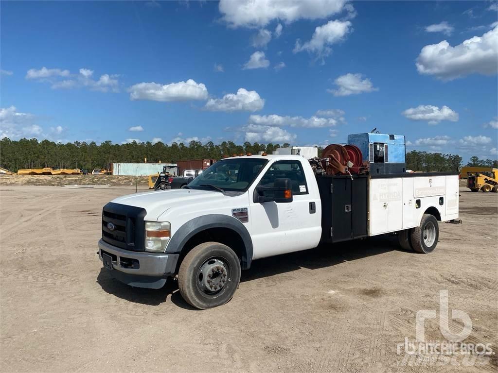 Ford F-550 مركبات الأغراض العامة