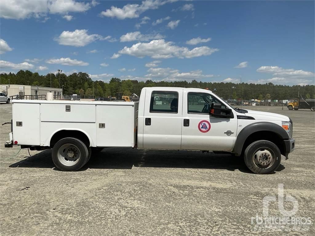 Ford F-550 مركبات الأغراض العامة