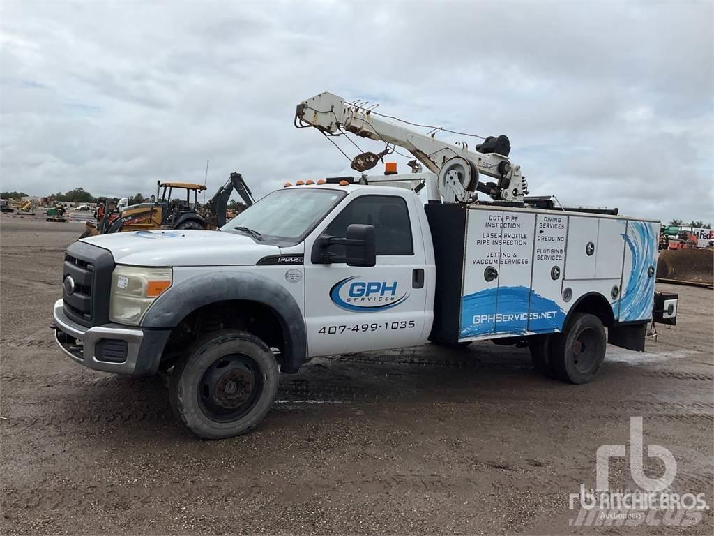 Ford F-550 مركبات الأغراض العامة