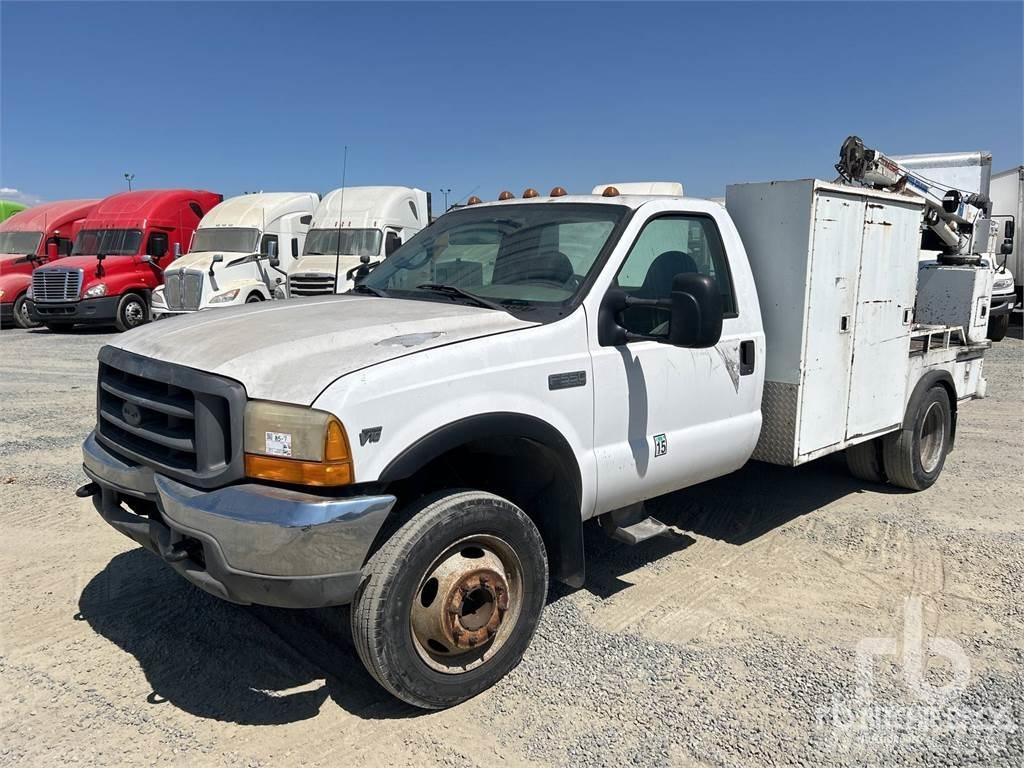 Ford F-550 مركبات الأغراض العامة