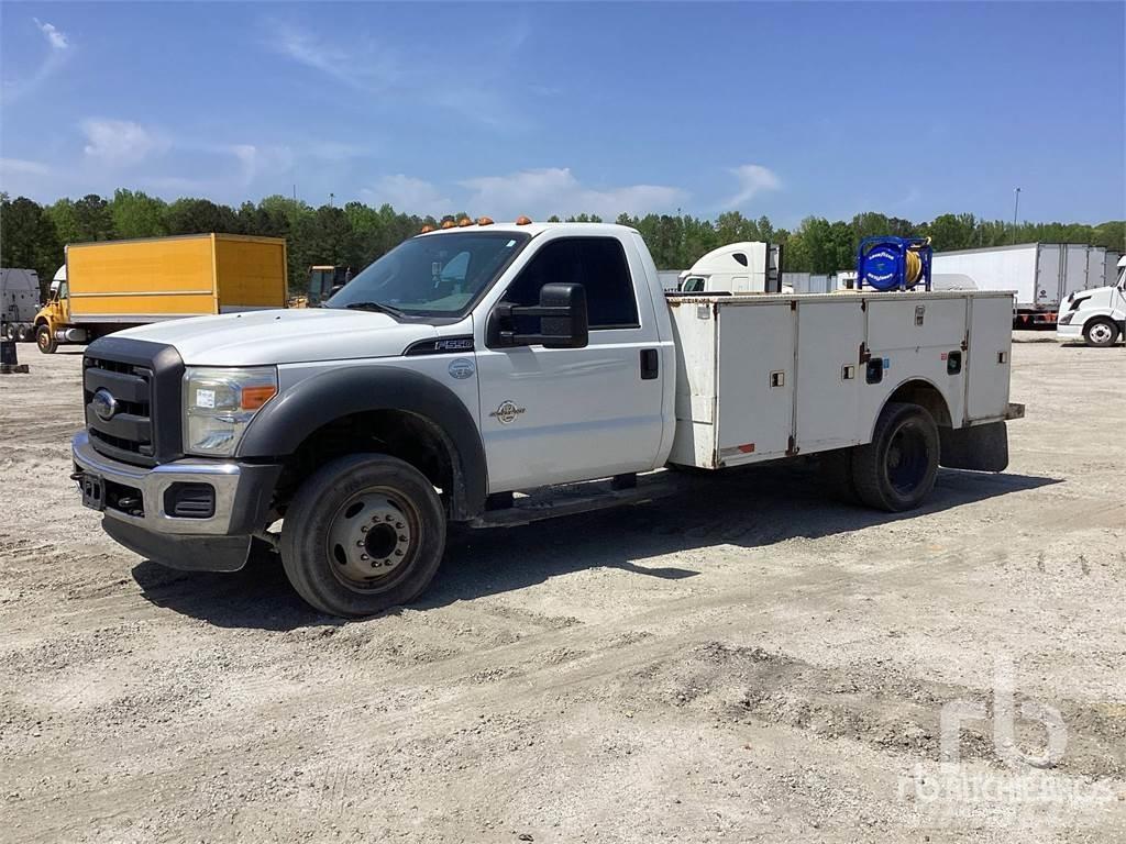 Ford F-550XL مركبات الأغراض العامة