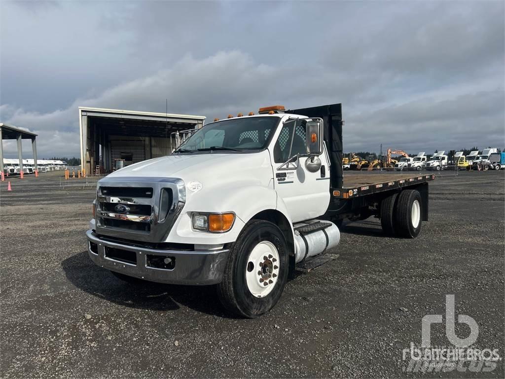 Ford F-650 شاحنات مسطحة/مفصلية الجوانب