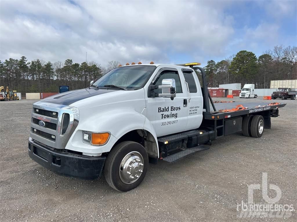 Ford F-650 شاحنات خفيفة/مفصلية الجوانب