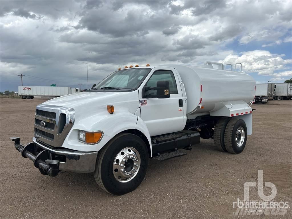 Ford F-650 صهاريج مياه