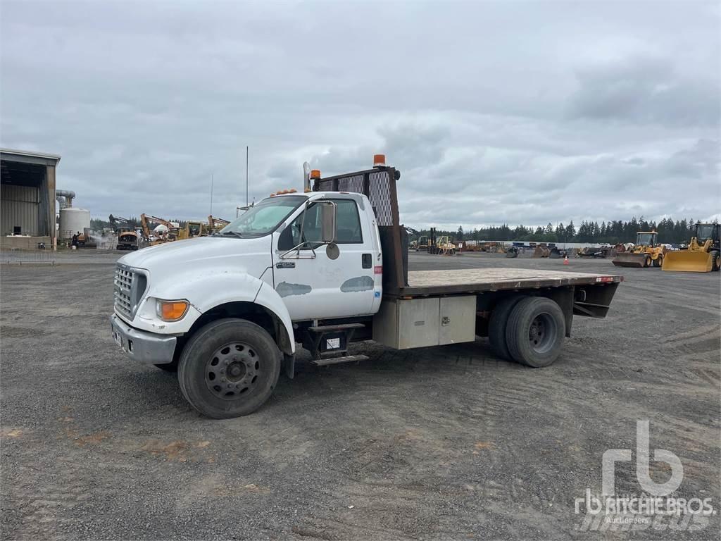 Ford F-650 شاحنات مسطحة/مفصلية الجوانب