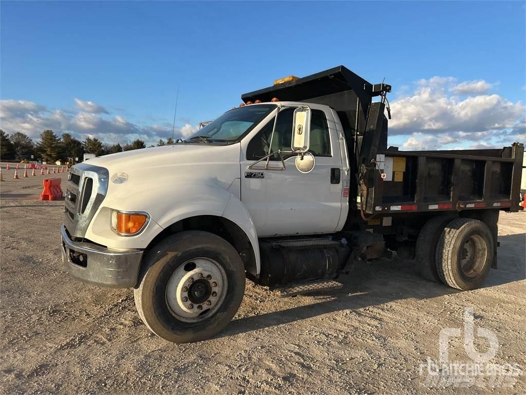 Ford F-750 شاحنات قلابة
