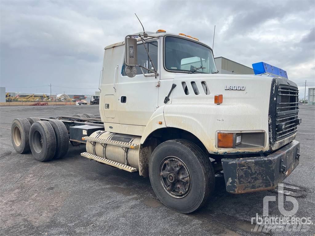 Ford L9000 وحدات الجر