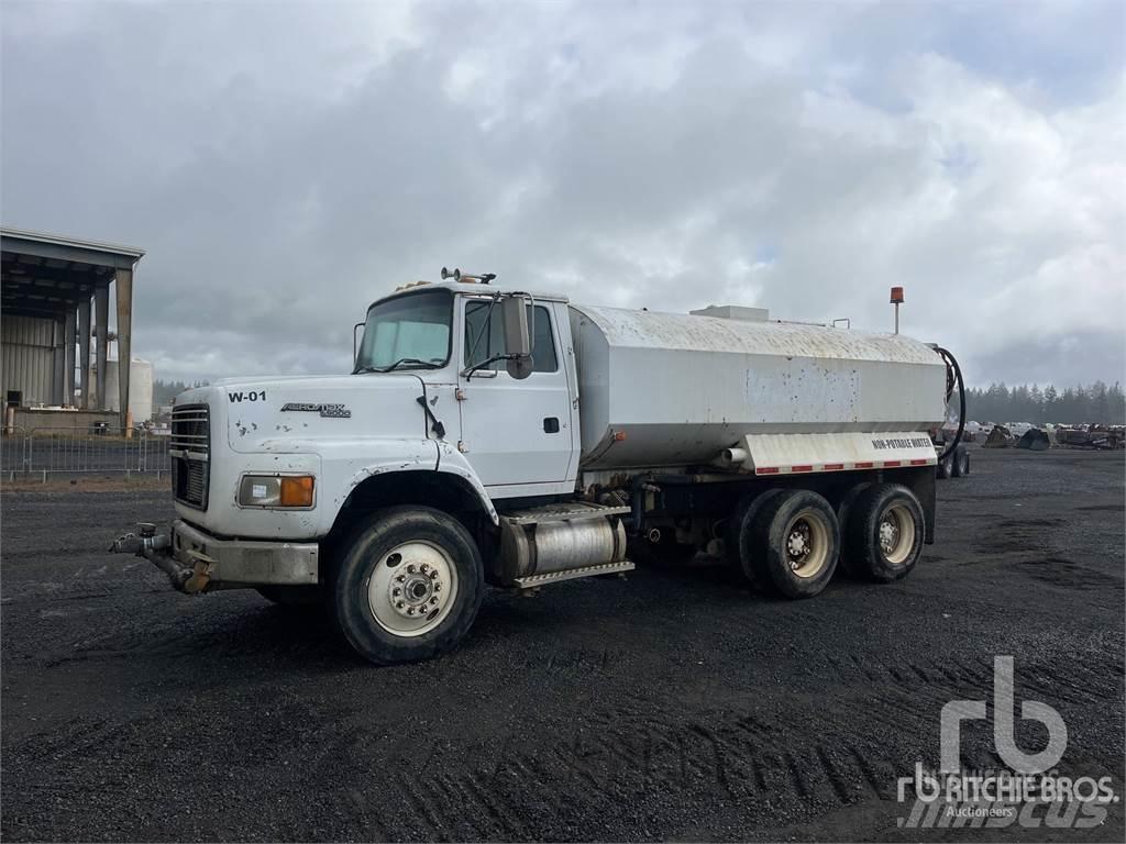Ford LS9000 صهاريج مياه