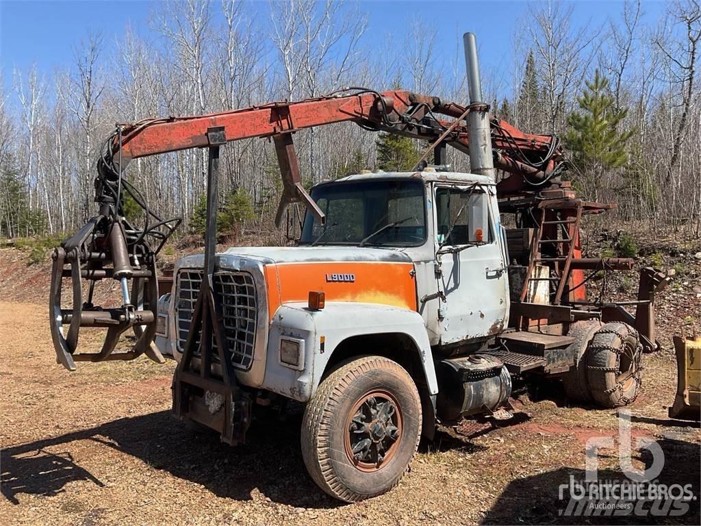 Ford LTS9000 شاحنات أشجار