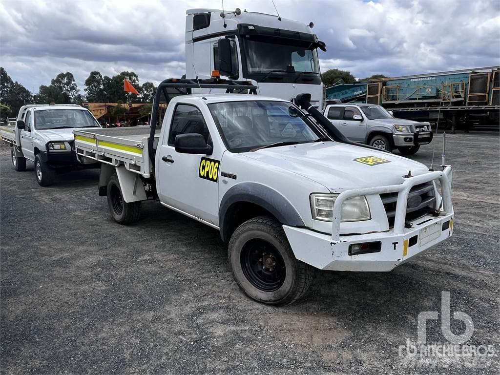 Ford RANGER شاحنات خفيفة/مفصلية الجوانب