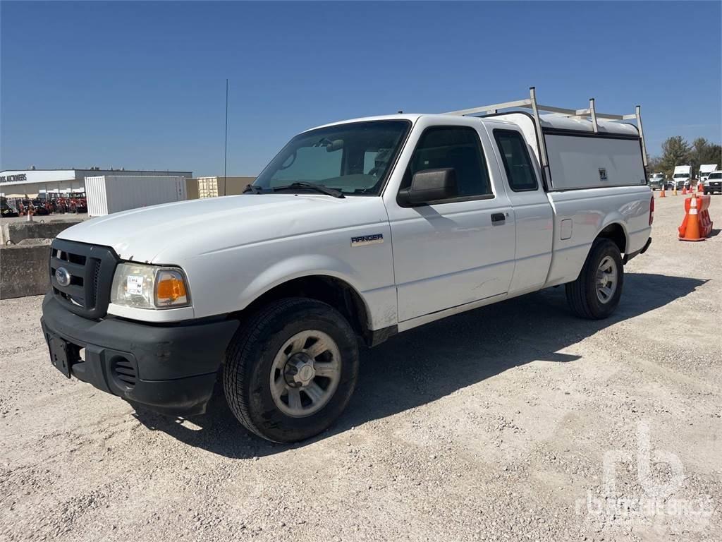 Ford RANGER شاحنات خفيفة/مفصلية الجوانب