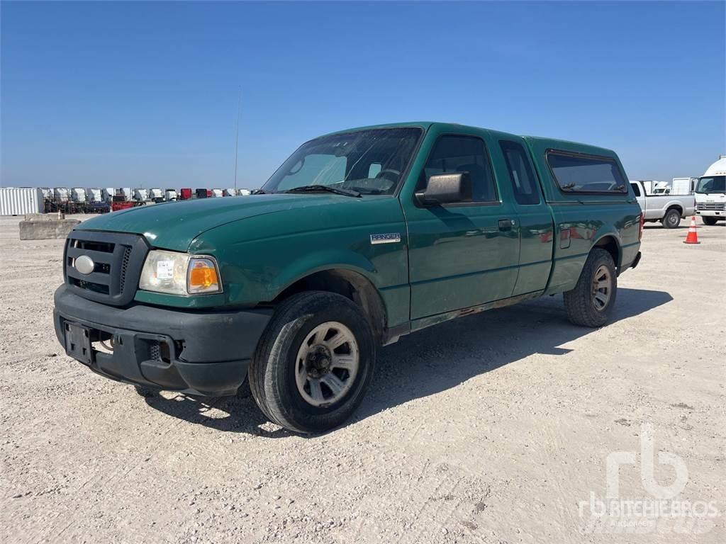 Ford RANGER شاحنات خفيفة/مفصلية الجوانب